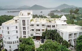 Hotel Hilltop Palace Udaipur